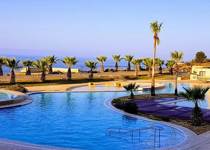 Fort Cambray Apartment With Spectacular Sea Views